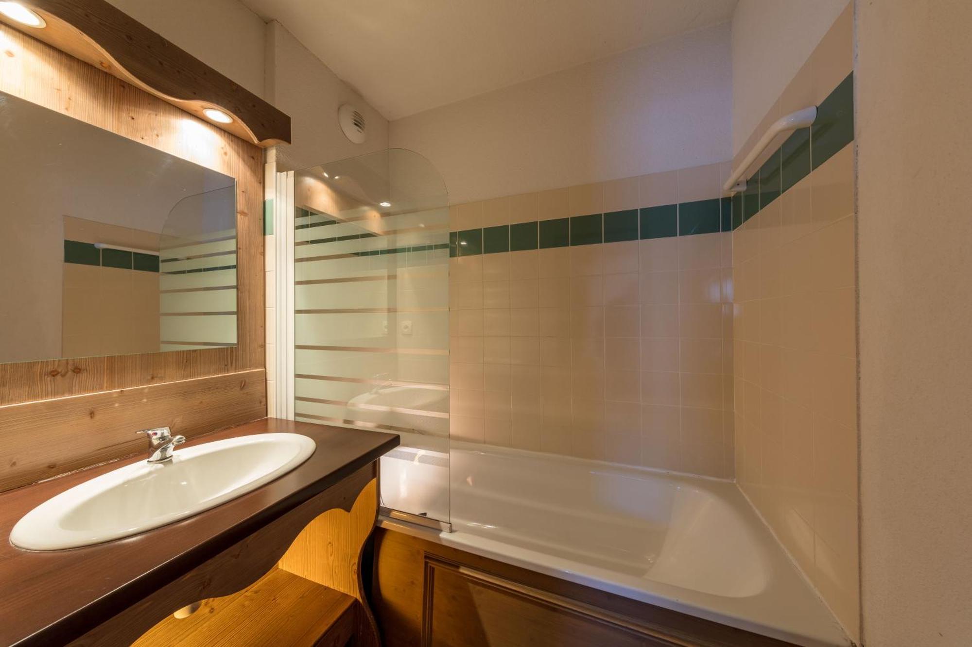Ecrin Des Neiges Aparthotel Chamrousse Δωμάτιο φωτογραφία